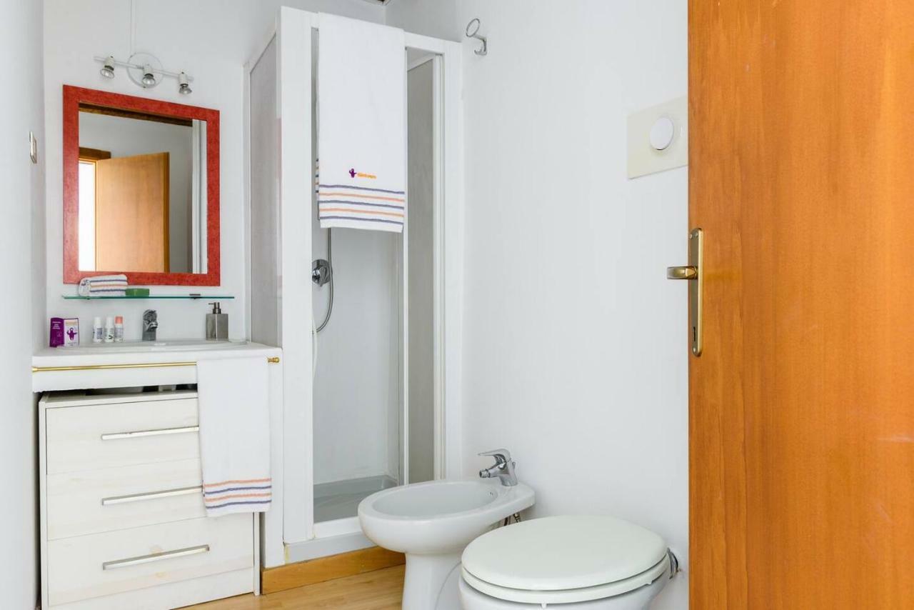 Altido Cozy Apt For 4 Close To Basilica Di Sant'Ambrogio Milan Extérieur photo